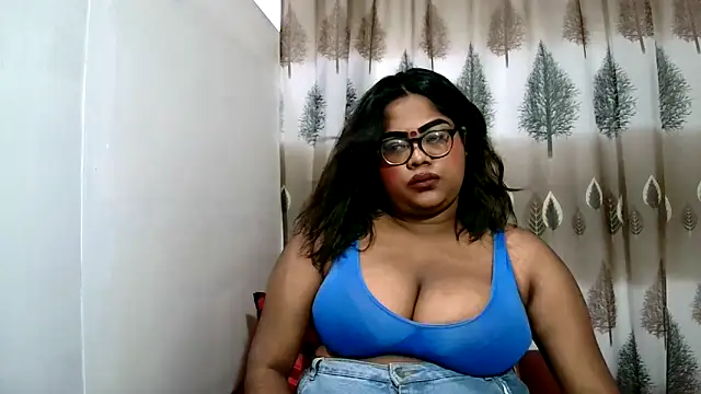 Indian_Lola00