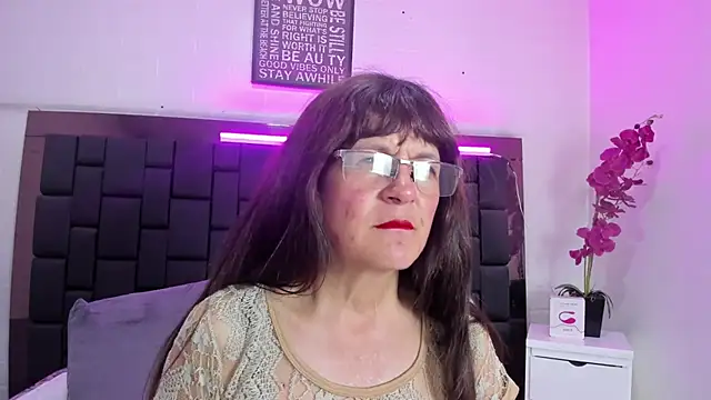 amanda_mature88